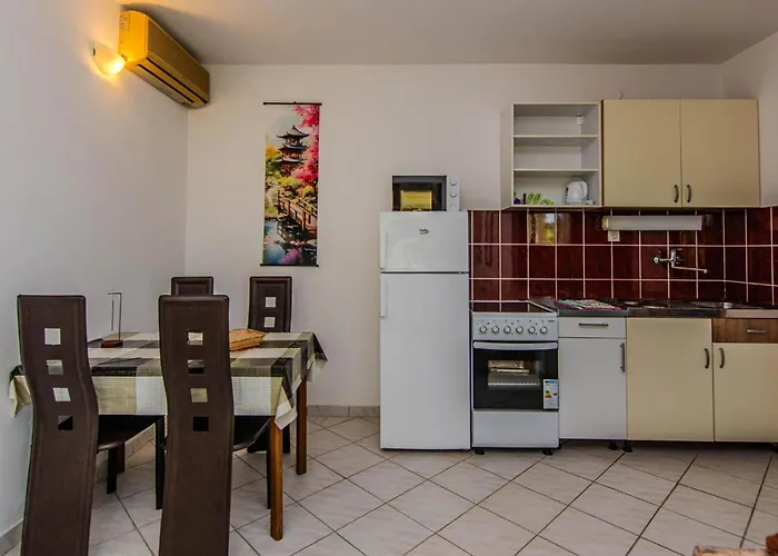 Cozy In With Wifi דירה נין